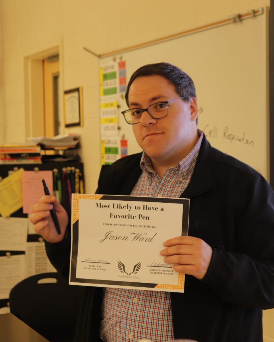 Fountain pens. Ballpoint pens. Dip pens. If there’s anyone who can tell you about all three—and more—it’s science teacher Jason Ward.