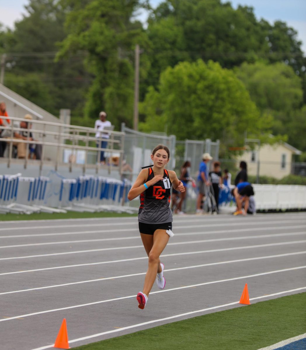 Kristen Starkey widens the gap in the 1600m.