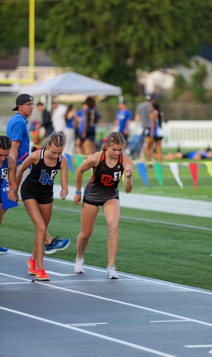 Lexi Marion visualizes a new PR as she begins the 800m.