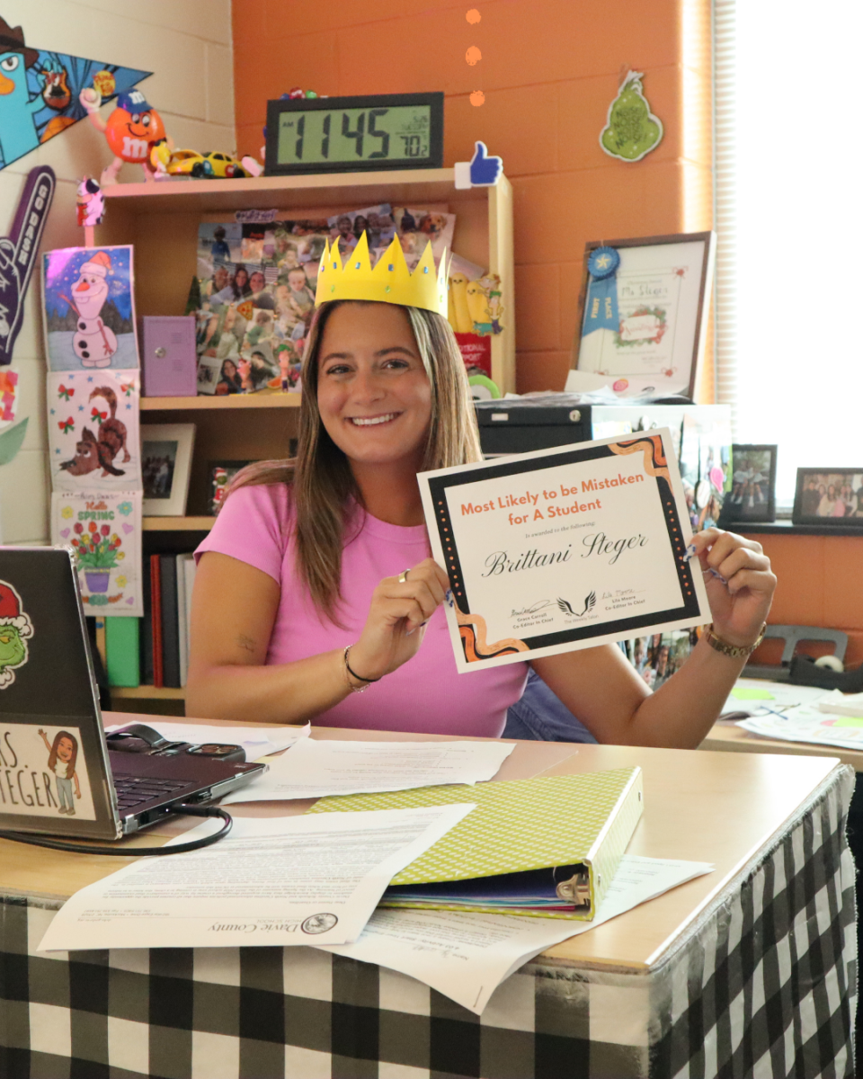 Britani Steger excitedly shows off her Student Choice Award